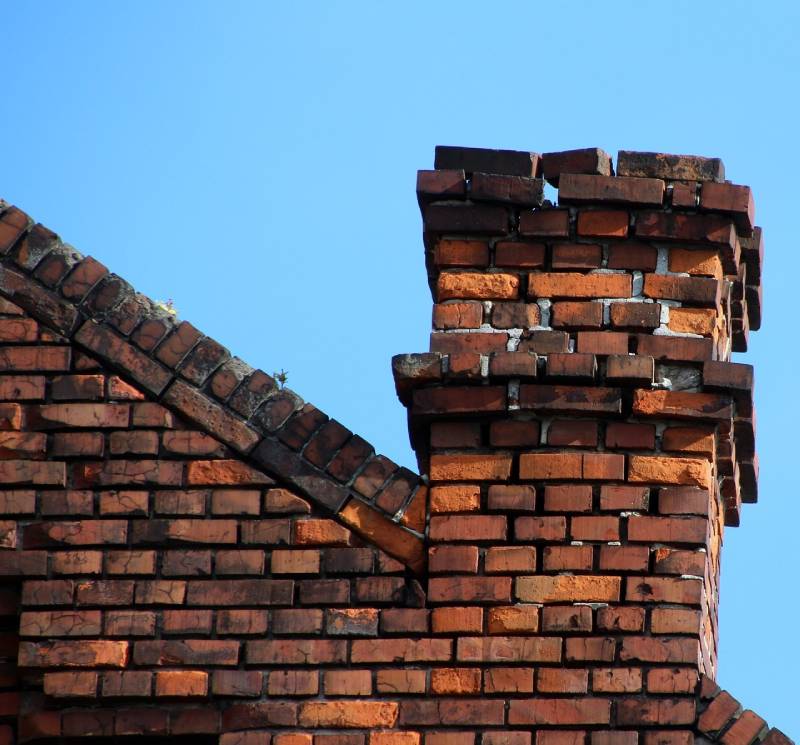 Blog Article - Damaged chimney on an Waterford home showing cracks and missing mortar